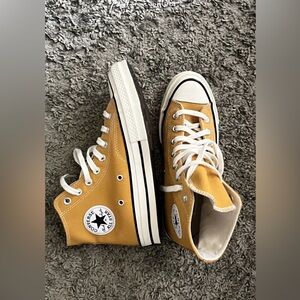 NEW WOMENS CONVERSE